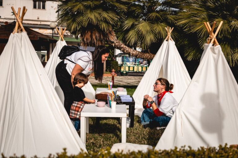 Laboratorio creativo per bambini a un evento Ok ti ci porto (2)